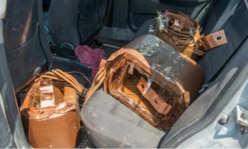 Βοιωτία: Πιάστηκαν στα πράσα με 100 κιλά κλεμμένα καλώδια